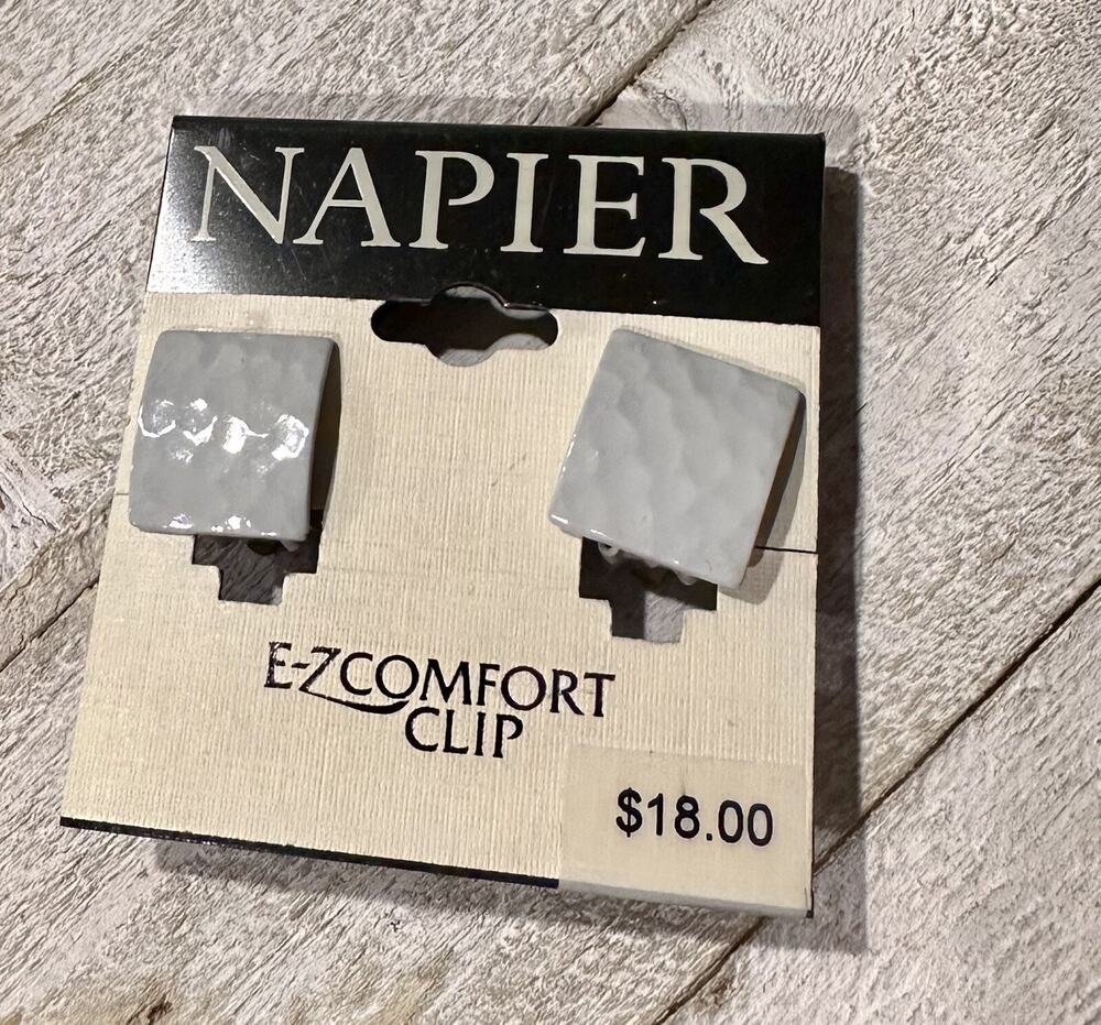 Vintage Napier White Enamel Hammered Gold-Tone Metal E-Z Comfort Clip Earrings